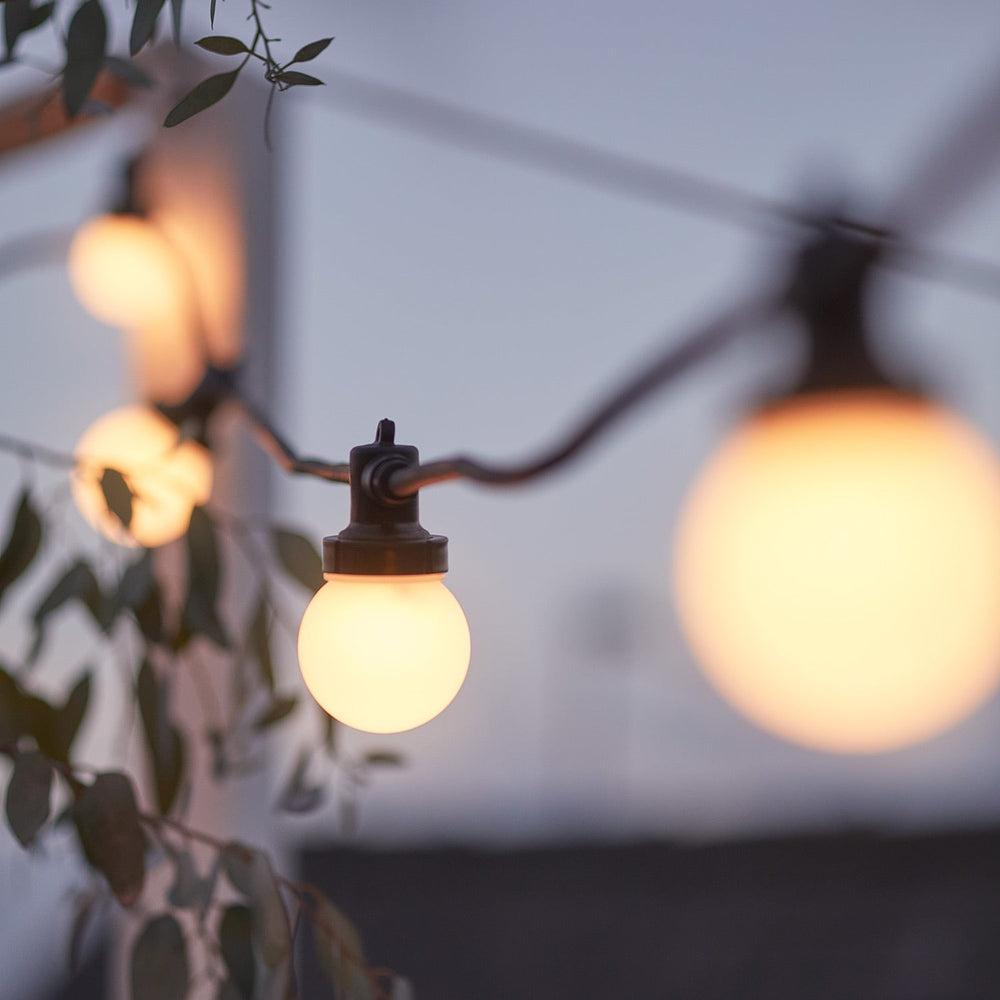 Pro Connect 20m 40 Warm White Connectable Festoon Lights Black Cable