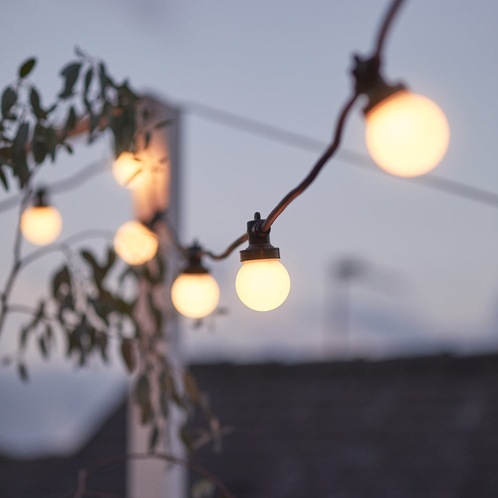 Pro Connect 10m 20 Warm White Connectable Festoon Lights Black Cable