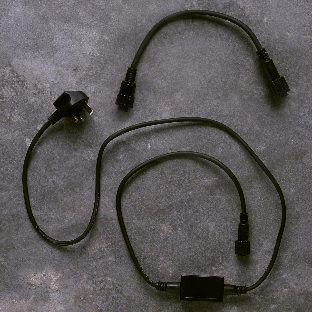 Pro Series Plug with Connector to IP44 strings (Black Cable)