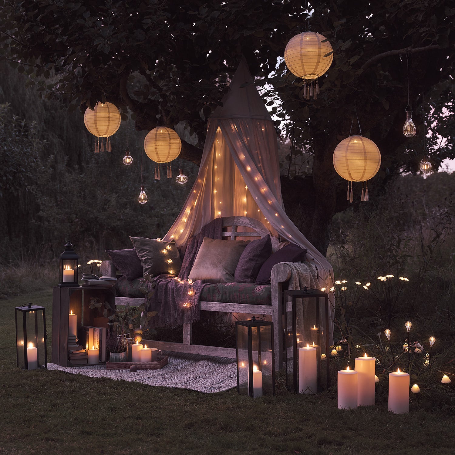 3 Lucena Cream Tassel Solar Lanterns UK