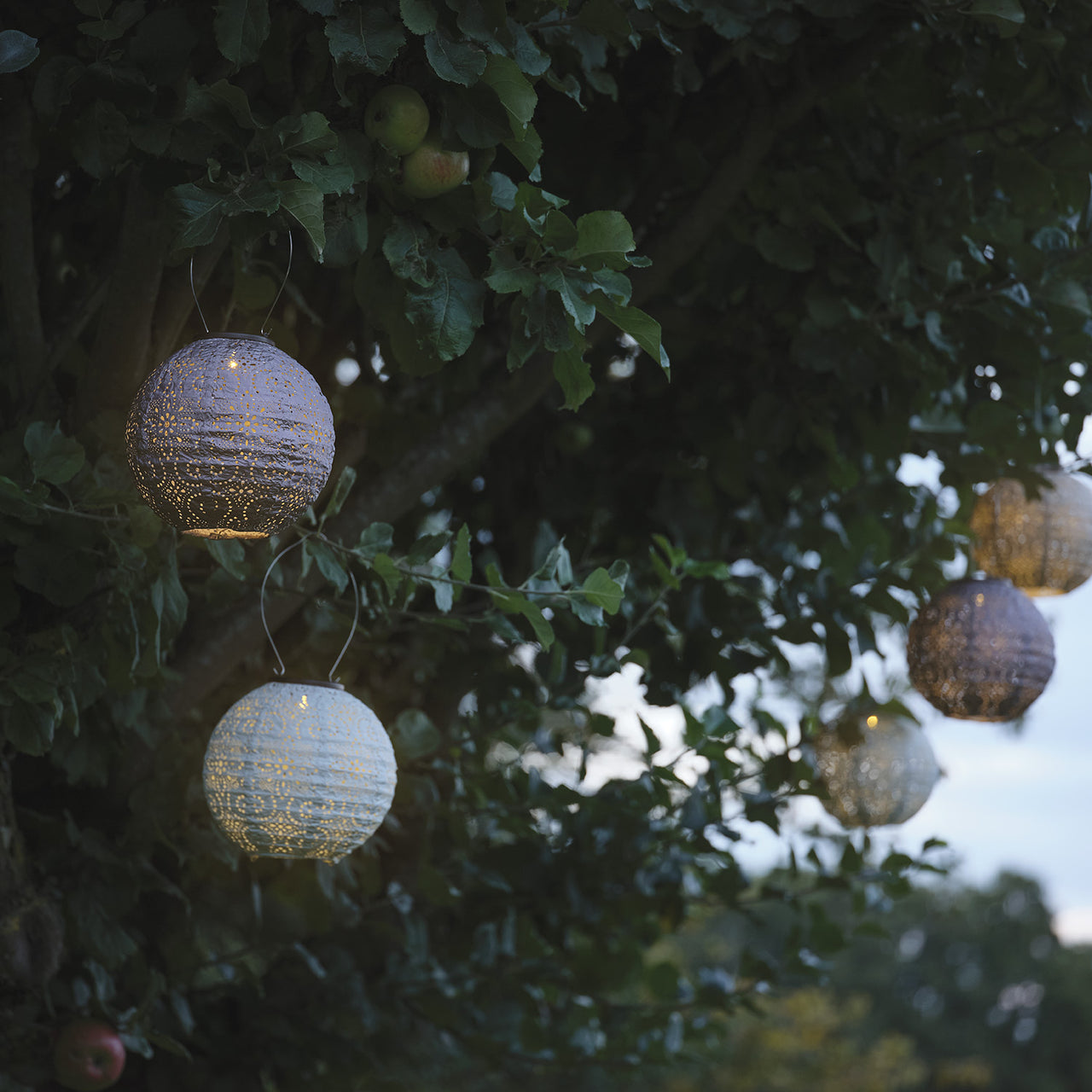 Set of 3 Scandi Tyvek Solar Lanterns