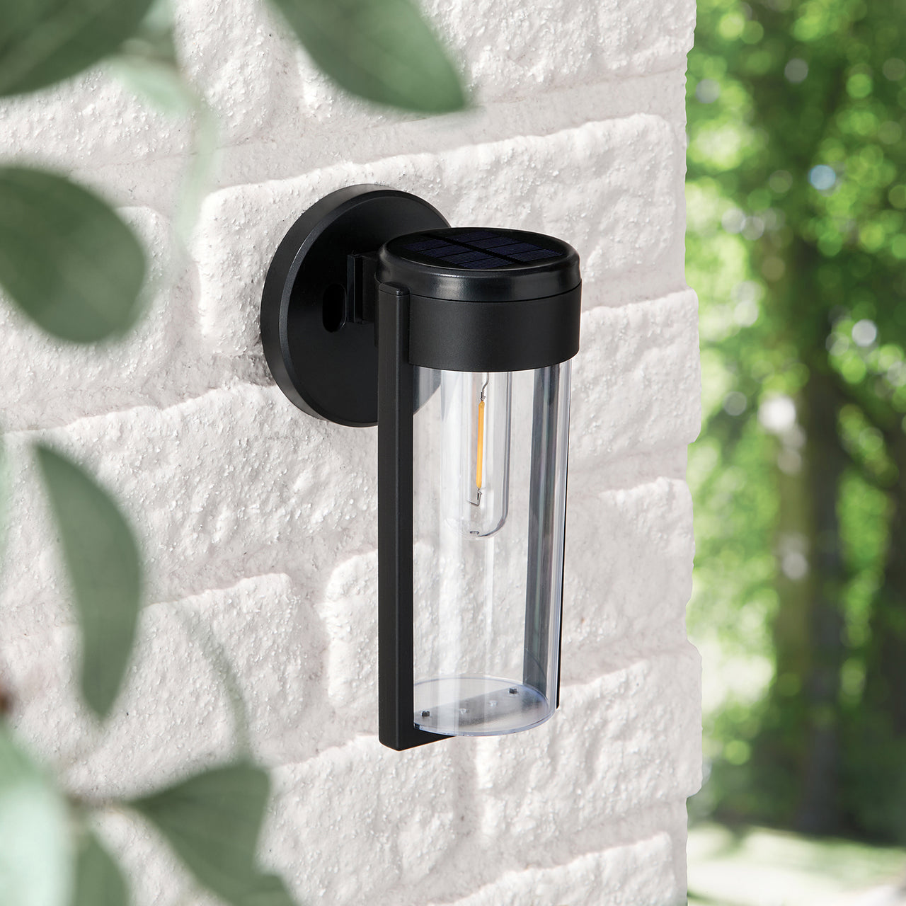 Wilton Solar Wall Light