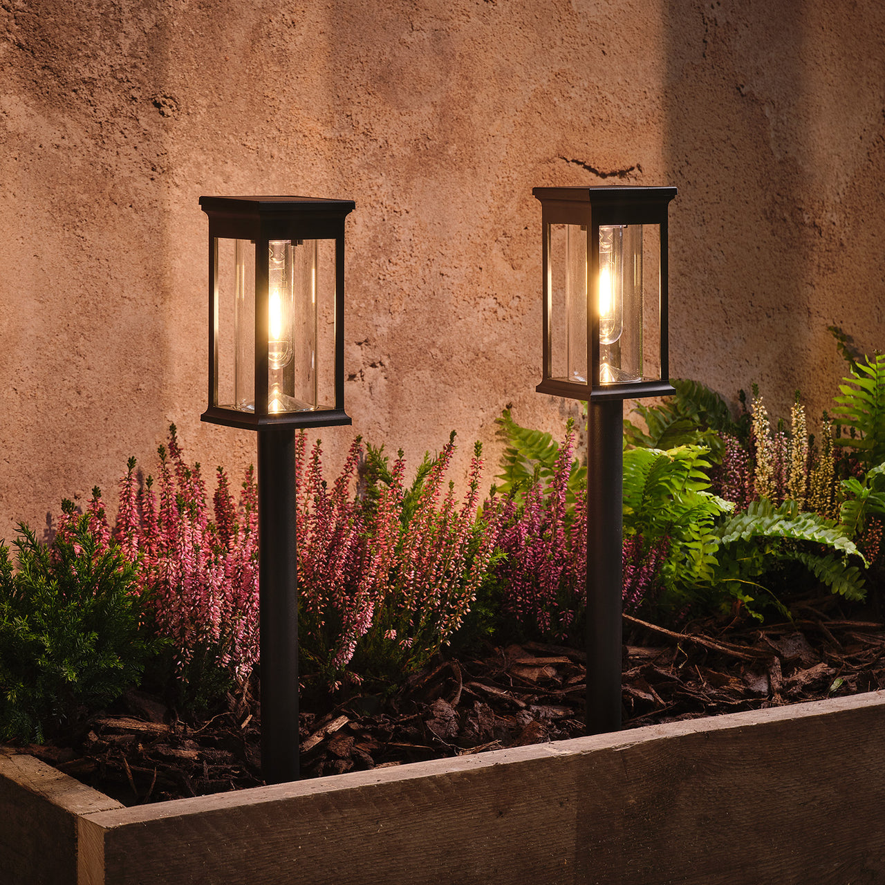 2 Cragside Solar Stake Lights