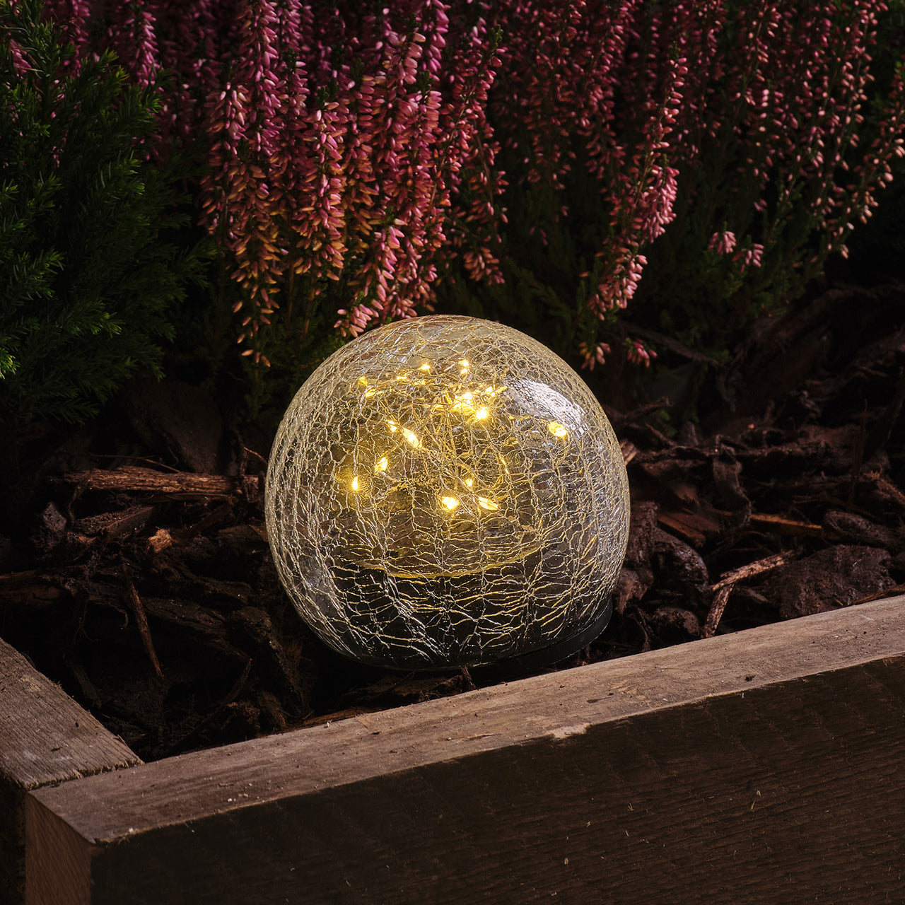 Globe Crackle Glass Solar Stake Light