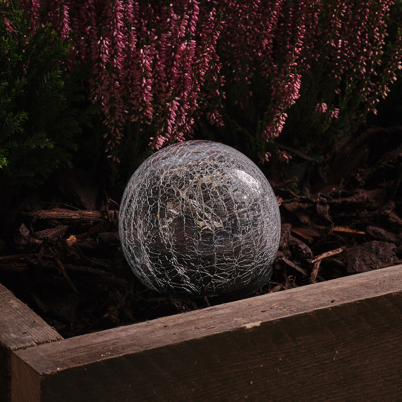 Globe Crackle Glass Solar Stake Light