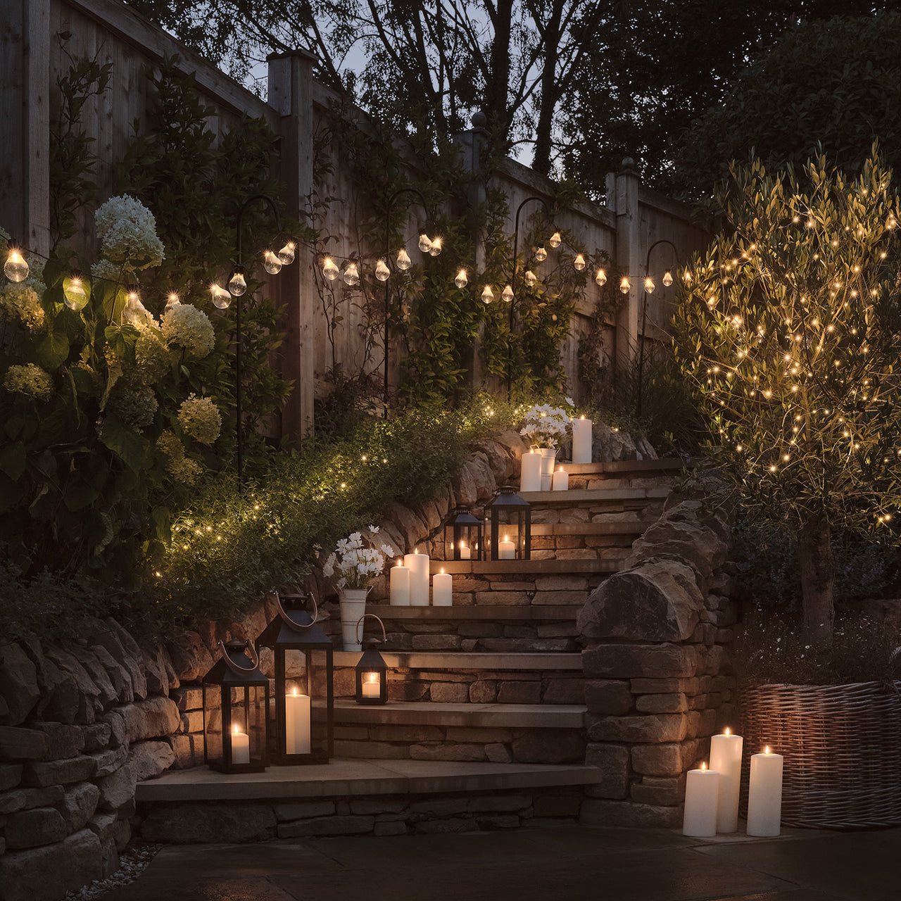 20 Warm White Carnival Plug In Festoon Lights