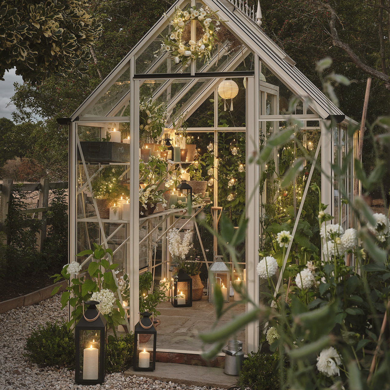 50cm Pre Lit Butter Yellow Tulip & Daisy Wreath
