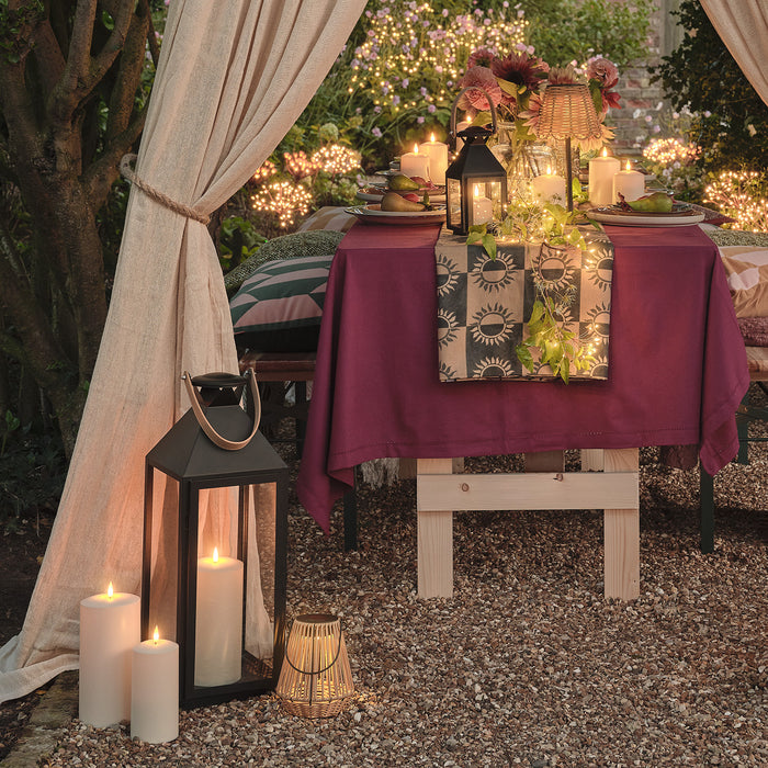 Summer festival dining table with LED candles and lighting