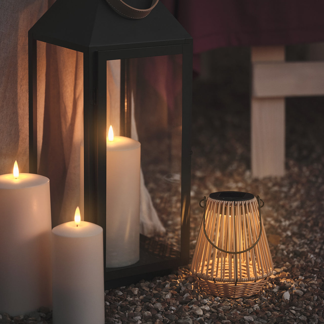 Hygge Wicker Style Solar Lantern