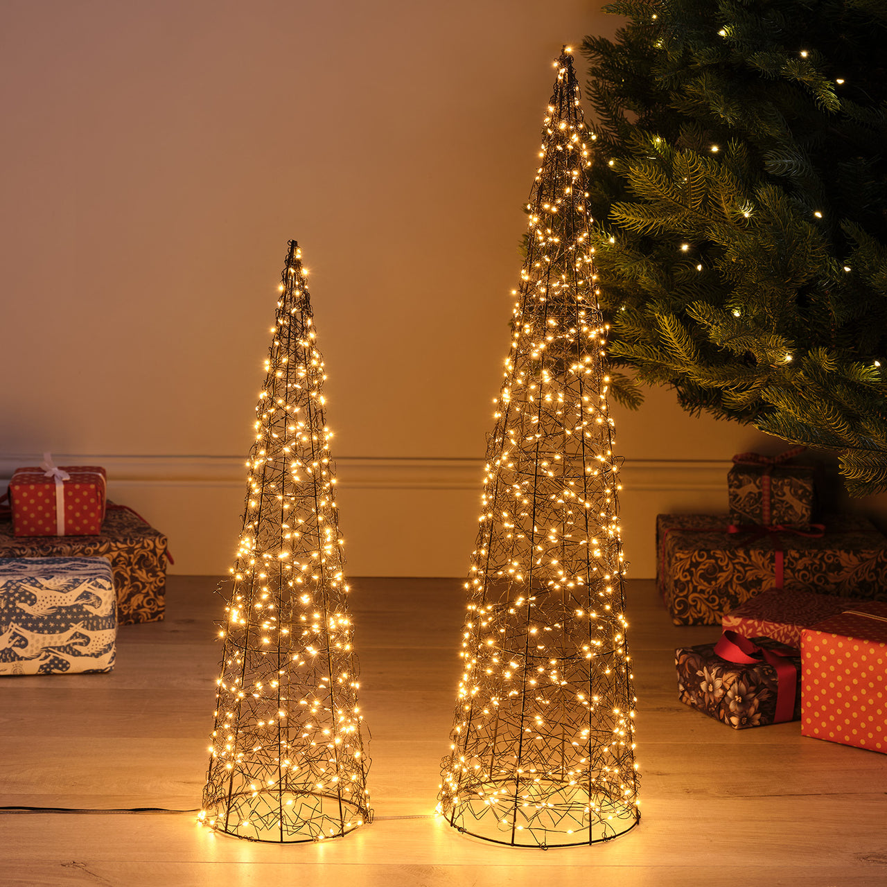 80cm Warm White Micro LED Wire Cone