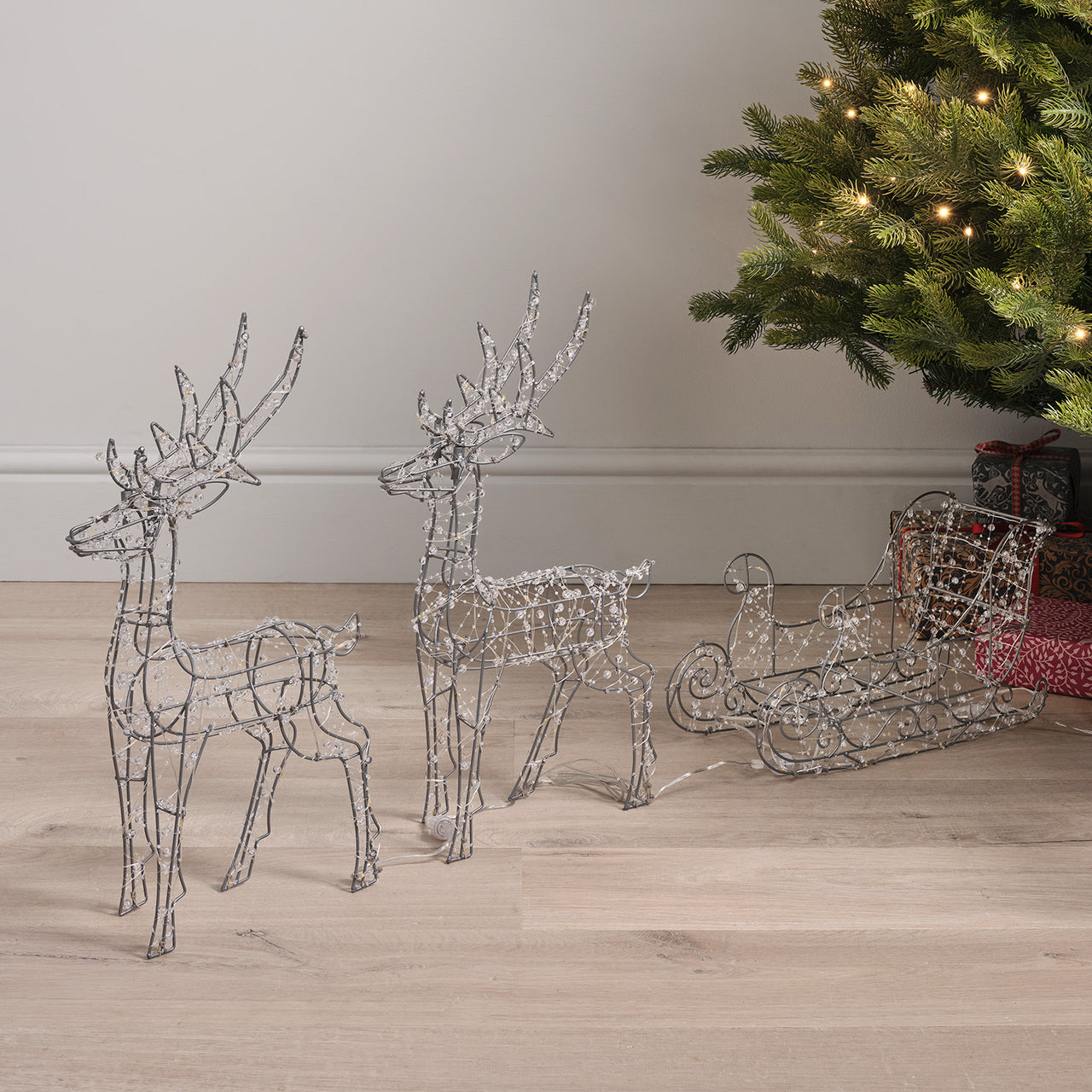 Set of 2 Beaded Micro Reindeer & Sleigh