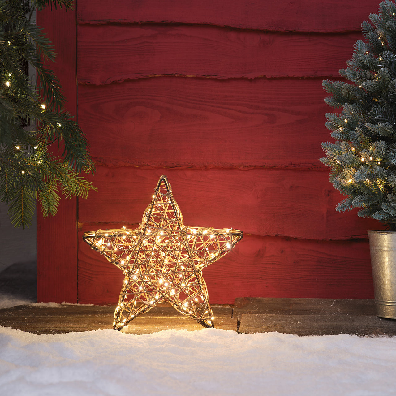 35cm Studley Rattan LED Star