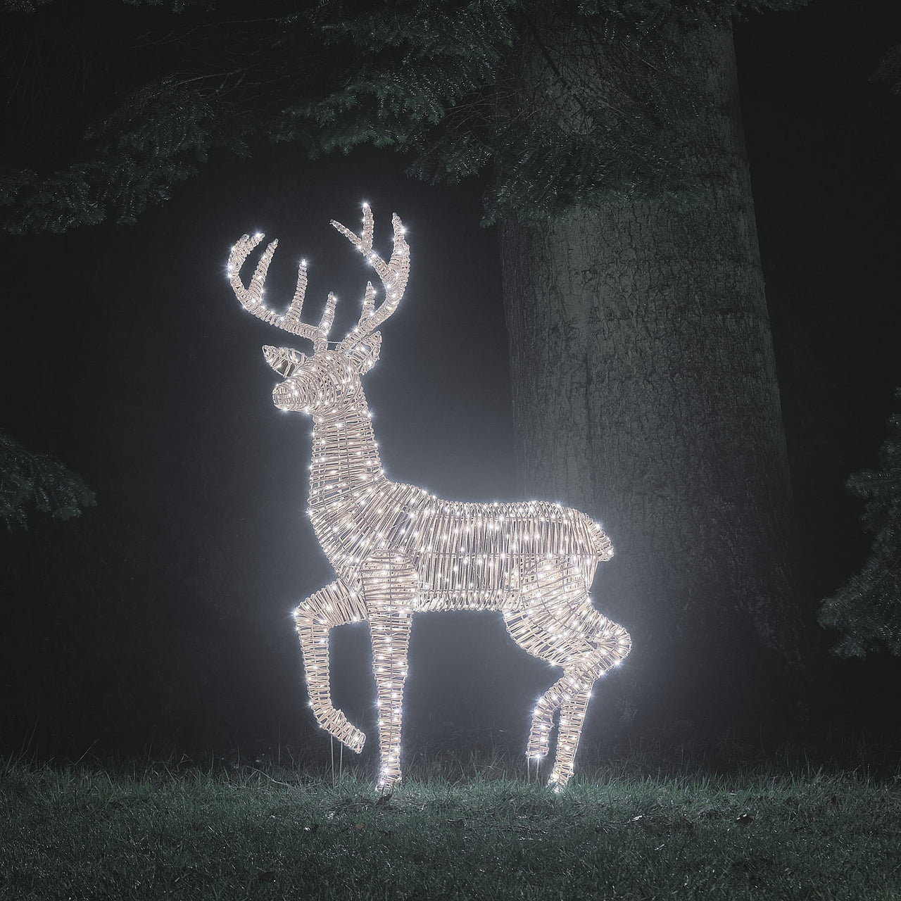 1.5m XL Dual LED Leyburn Rattan Stag Light Up Reindeer