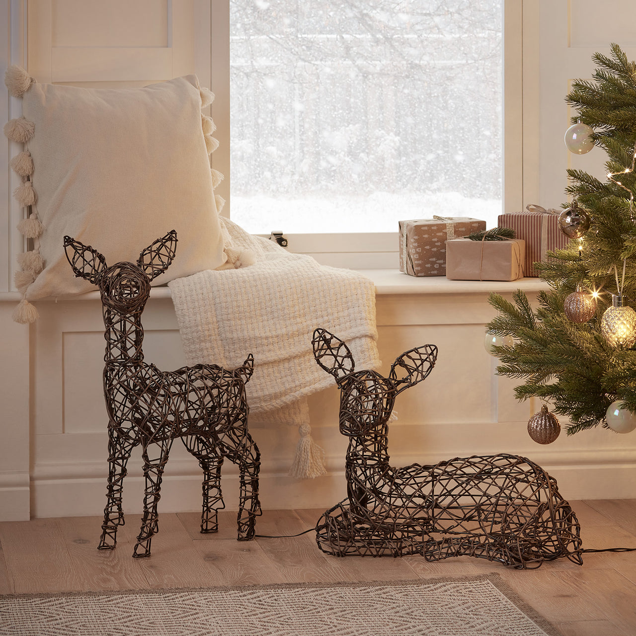 Studley Rattan Fawn Light Up Reindeer Duo 24v