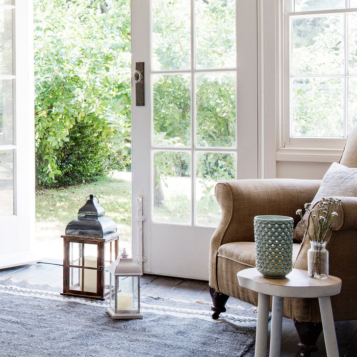 The Estate Battery Lantern