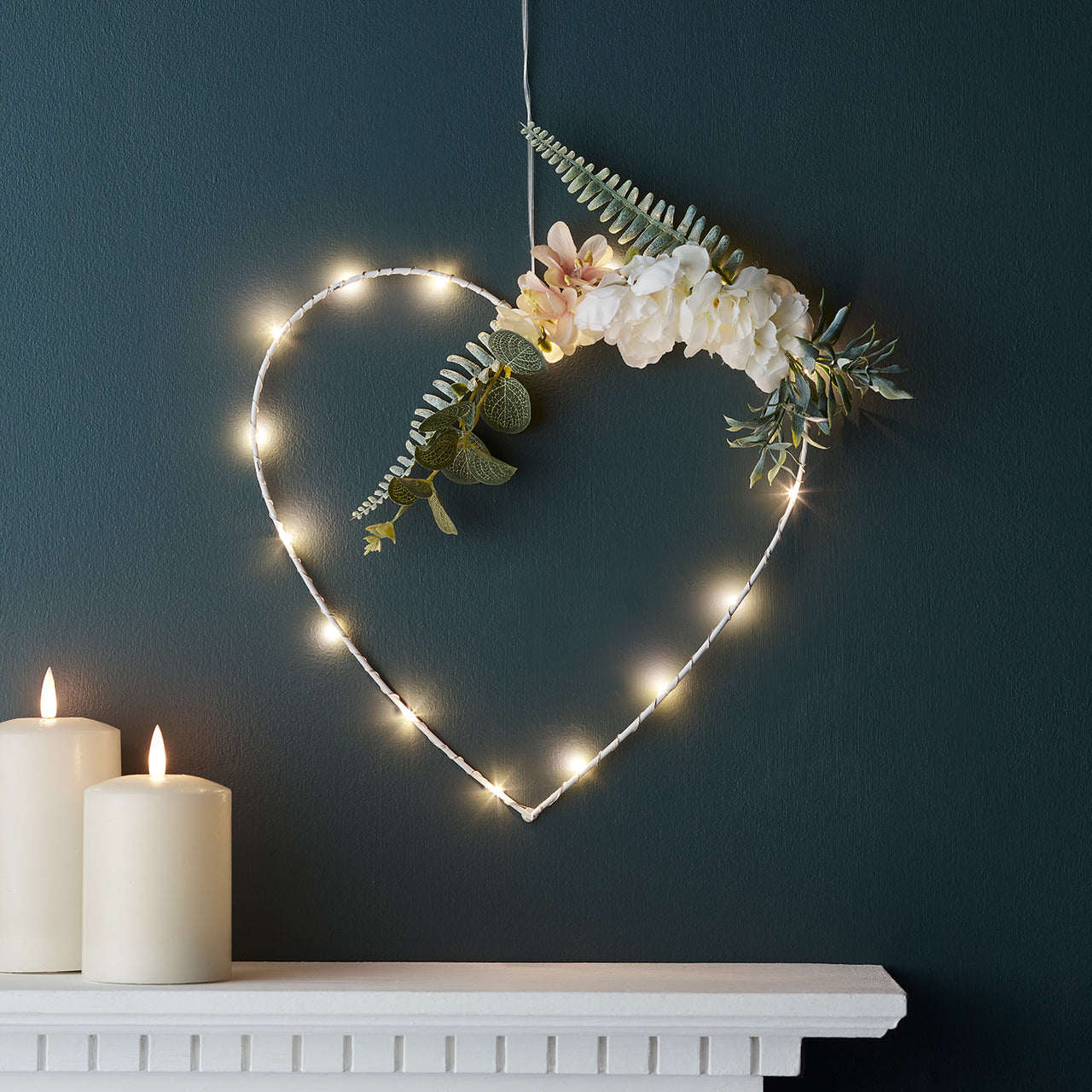 Warm White Heart Light with Flowers