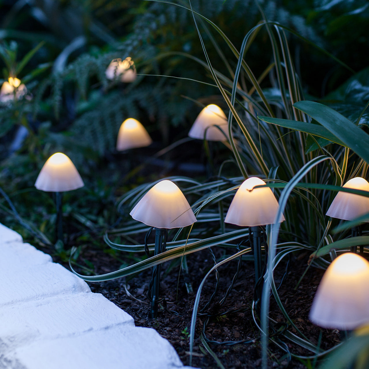 12 Mini Mushroom Solar Stake Lights