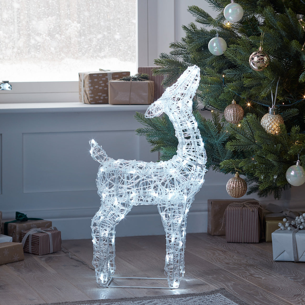 Swinsty Doe & Fawn Acrylic Light Up Reindeer 24v
